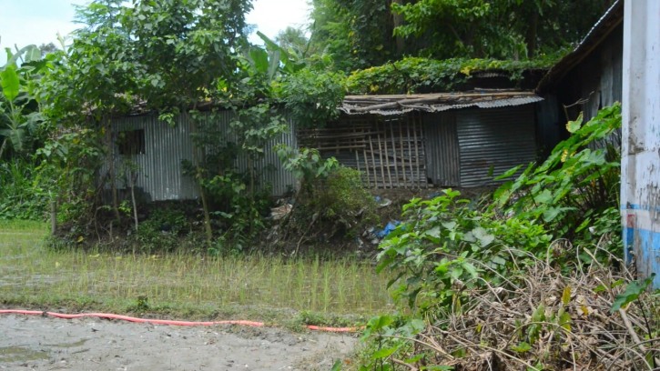 আত্রাইয়ে জোর পূর্বক জমি দখল, গ্রাম আদালতে অভিযোগ