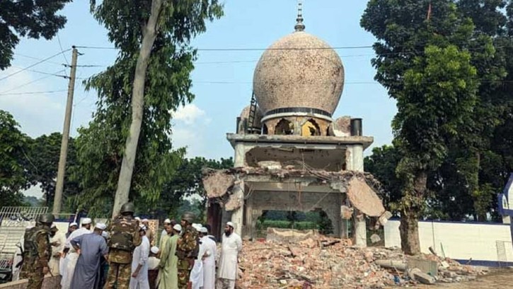 মাজারে হামলায় জড়িতদের বিরুদ্ধে কঠোর ব্যবস্থা নেবে সরকার